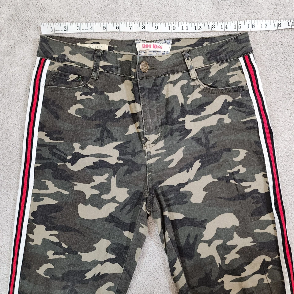 Jeans feminino Hot Kiss camuflagem skinny lírio listras laterais tamanho 13 - Imagem 3 de 4