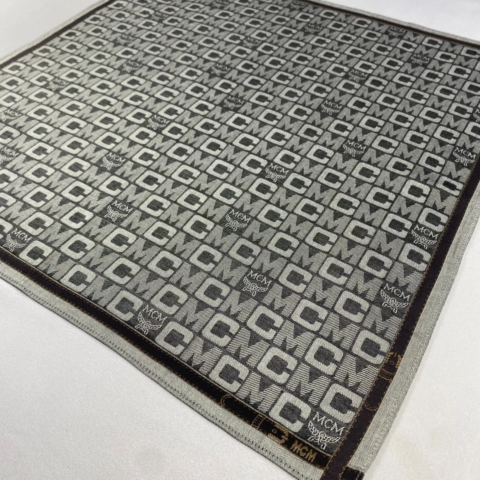 Pañuelo MCM vintage pañuelo pañuelo pañuelo cuadrado de bolsillo Foto 2 de 4