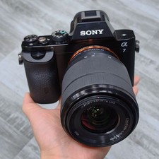 Sony Alpha A7 24.3MP Mirrorless Full Frame Digital Camera w/ 28-70mm lens Black