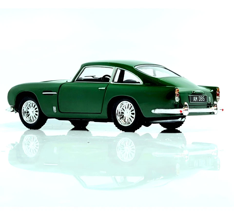 Astonish Brit Intricate 1963 ASTON MARTIN DB5 R-Steering-W 1/43 Scale autoart - Image 2 of 4