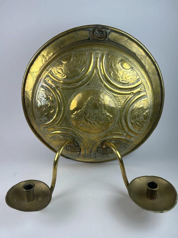 Aplique de pared antiguo de latón Repoussé raro del siglo XIX - 21” candelabro barroco rococó Foto 2 de 4