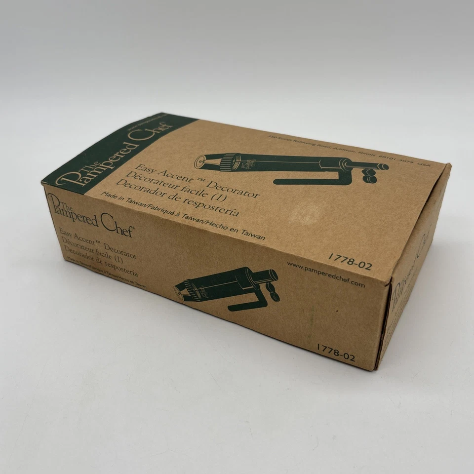 Pampered Chef Easy Accent Decorator #1778 Cake Frosting Kit Complete - Image 4 of 4