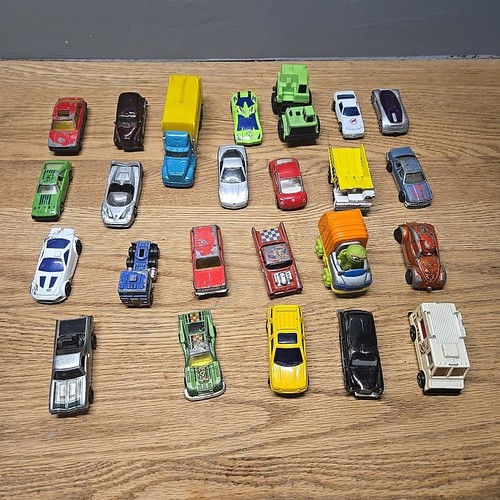 Lot of 25 Vintage Diecast and Plastic Cars Generic Matchbox Tonka