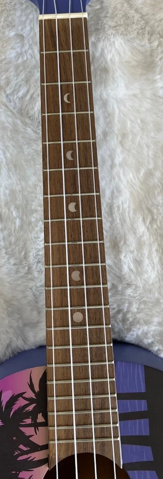 Ukelele Luna Kauwela Summer Tenor tamaño con gráficos personalizados - Stock B Foto 2 de 4