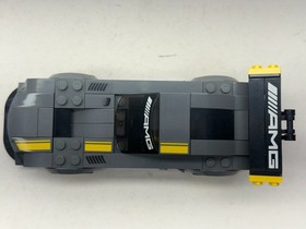 LEGO SPEED CHAMPIONS: Mercedes-AMG GT3 Car and Driver Minifigure (75877)
