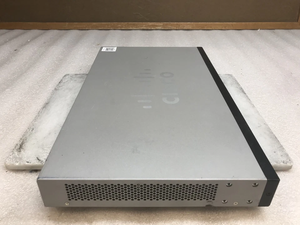 Cisco SG350-52 52-Port Gigabit Managed Switch SG350-52-K9 V01 w/ Power Cable - Image 4 of 4