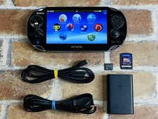 PS Vita PCH-1100 Crystal Black SONY Playstation 8GB Charger 1 Game Tested DDP