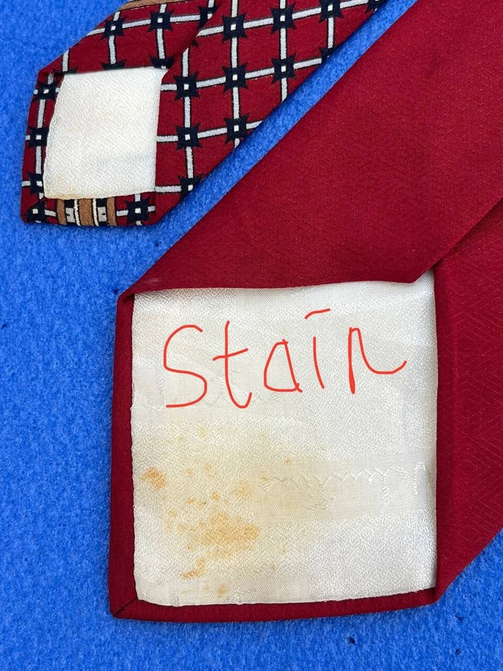 Authentic MARIO VALENTINO V Striped Plaids Design On Red 100% Silk Necktie Tie - Изображение 4 из 4