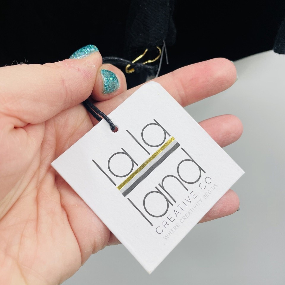 La La Land Creative Co Womens Medium Vote Tshirt Crop Top Happy Face