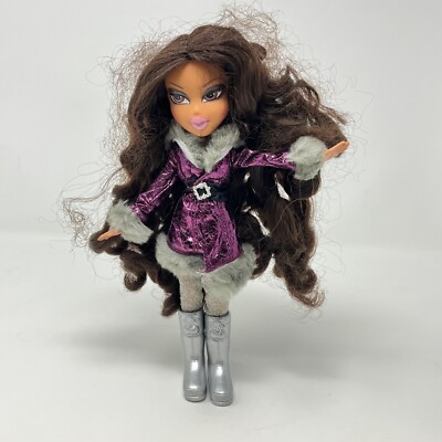 Bratz Wintertime Collection Yasmin Doll Original Outfit & Shoes 2001