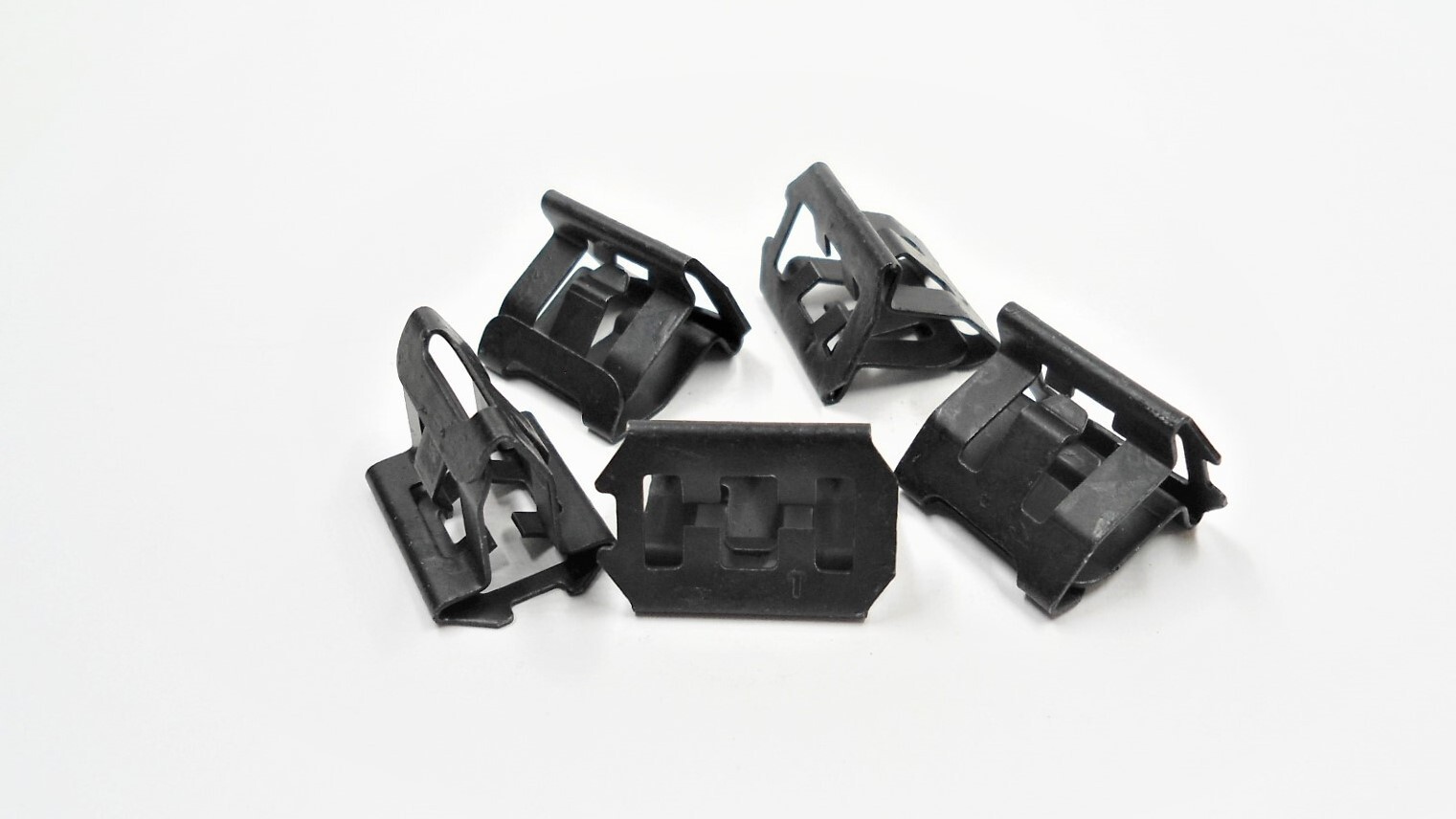 5 GRILLE & 10 FRONT FENDER CLIPS! FOR GM COLORADO SILVERADO CANYON