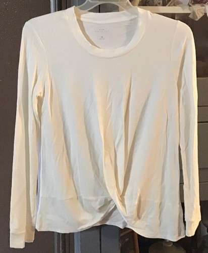 New Directions Medium Blouse Size Cream. New With Tags