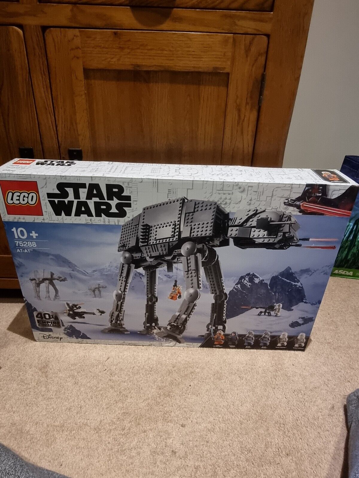 LEGO Star Wars AT-AT™ (75288) Nuevo y Sellado