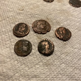 5 LOT OF UNGRADED ROMAN COINS !!