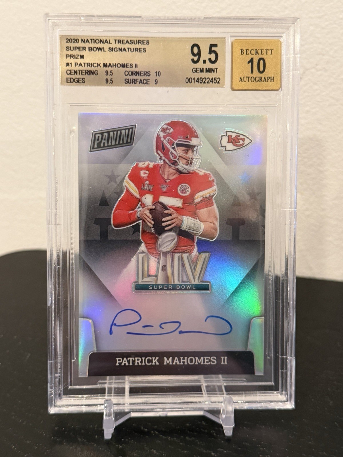 2020 National Treasures Patrick Mahomes Super Bowl Signatures Prizm Auto BGS 9.5 view 2
