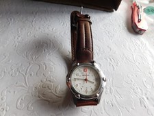 VINTAGE WENGER SWISS ARMY STYLE WHITE DIAL MILITARY WOMENS WRISTWATCH RUNS !