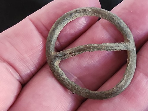 Post Medieval 13/14 hundreds bronze brooch. Please read description. LA93r