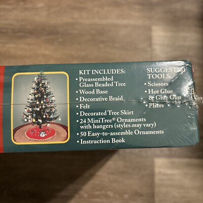 Westrim Preassembled Glass Beaded Mini Christmas Tree Basic