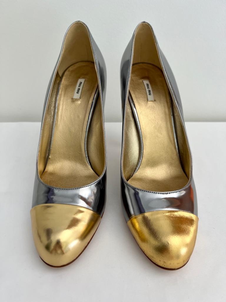 靴 miumiu round toe enamel high heels Miu Miumiu Pump Heel Round Toe Ruffled Enamel 38 Khaki AN10