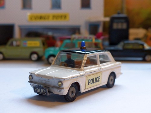 Corgi Toys 506 Police Sunbeam Imp - Picture 2 of 9