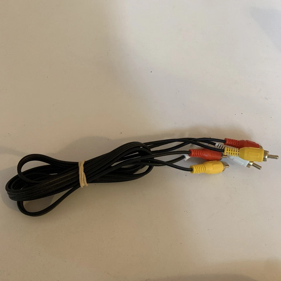 Remotec Audio Video AV RCA Switcher - Image 4 of 4