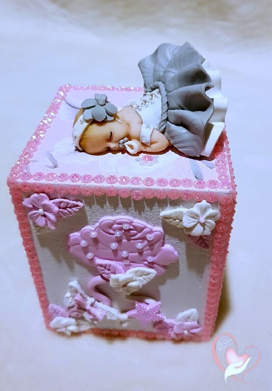 Tirelire fimo fille pour chambre bébé déco artisanale gris blanc