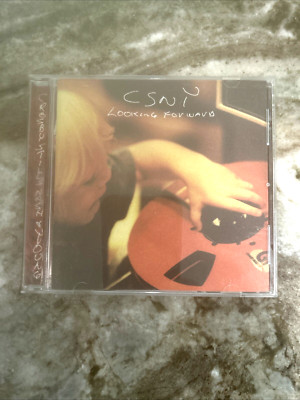 Crosby, Stills, Nash & Young   Looking Forward DISC LIKE NEW CONDITION CASE NORM