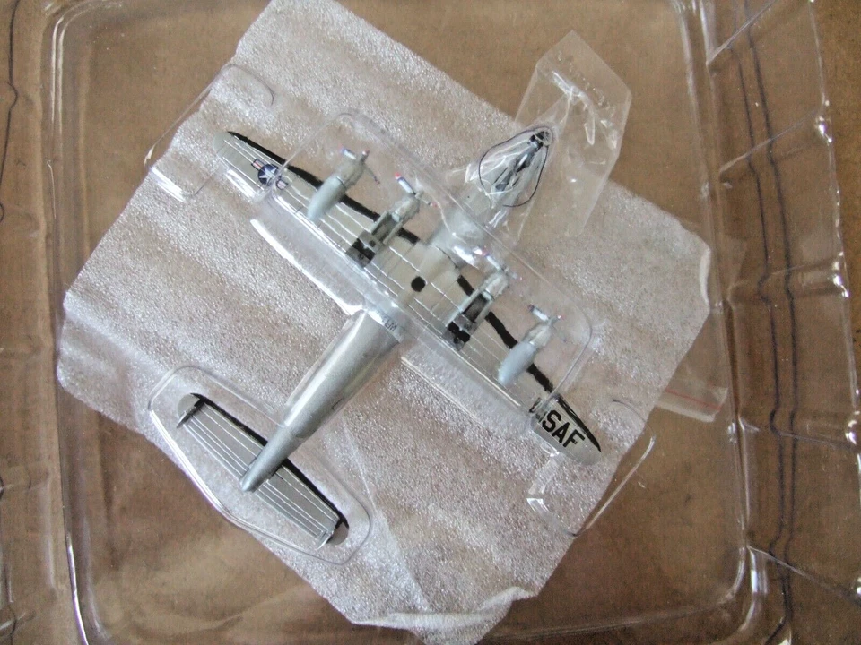 NUEVO DRAGON WINGS WARBIRDS SERIE 1:400 LOCKHEED VC-121E "COLUMBINE III" 55602 Foto 3 de 4