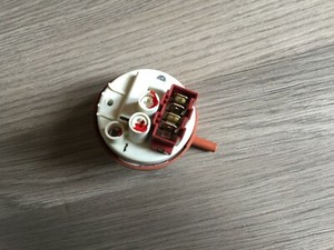 Hotpoint BWM129 Waschmaschine Druckschalter - Original Ersatzteile - kostenloser Versand