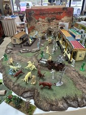 Marx series 2000,#4268 Gunsmoke Set Near Complete ￼
