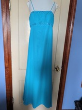 Prom Gown Peacock Color Size 9/10 With Shawl By Mori Lee