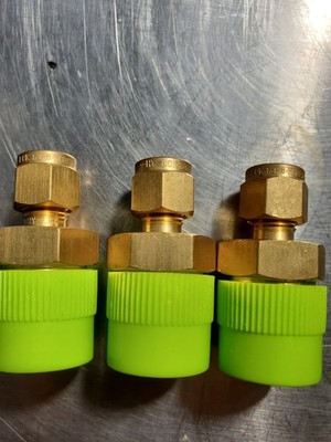 Hy-Lok Brass Male Connector 1/4'' Tube OD x 1/2'' Male NPT Compression Fitting New