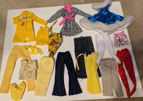 Vintage 1990S Mattel Barbie Dresses Outfits Clothing Lot Some Tagged 17 Pieces
