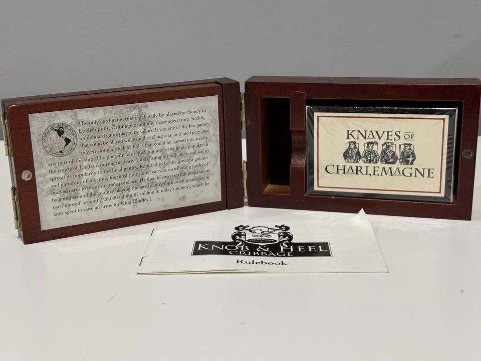 Tablero de cuna de madera National Geographic cierre magnético sin clavijas cubierta sellada Foto 2 de 4