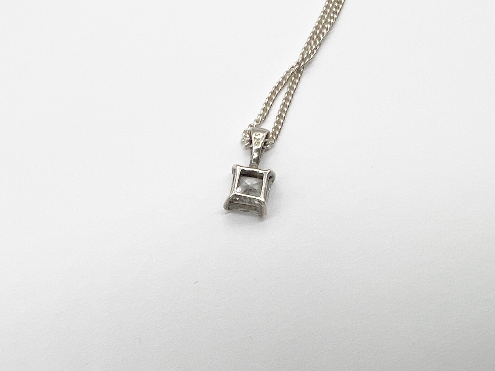 VINTAGE SOLID SILVER BRIGHT SOLITAIRE SQUARE PEND… - image 4