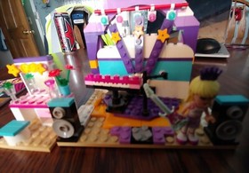 LEGO- FRIENDS- 41004- REHEARSAL STAGE- 100% COMPLETE- USED- RETIRED