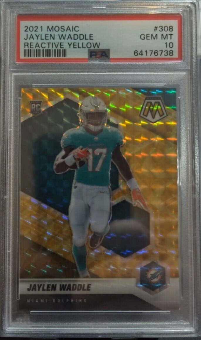 2021 Panini Mosaic Reactive Yellow Prizm #308 Jaylen Waddle Rookie RC  PSA 10