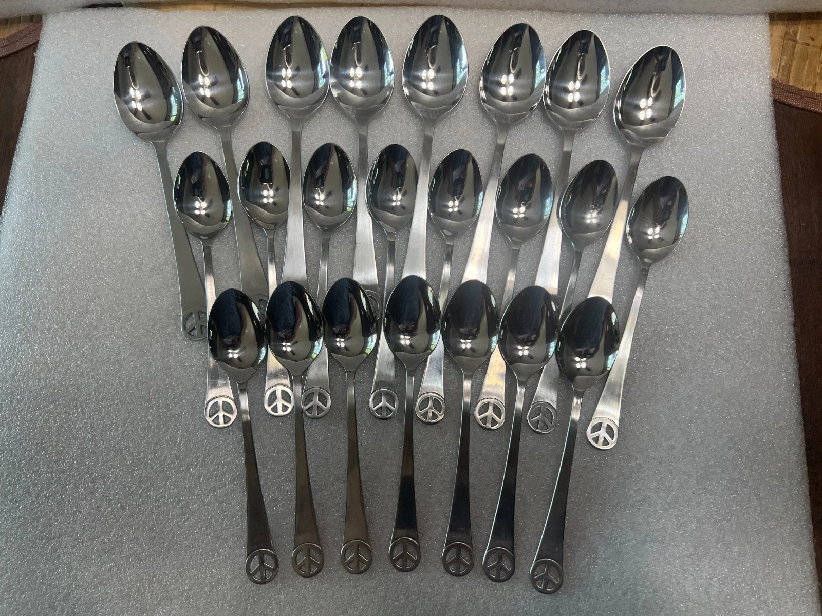 Oxford Hall Peace Sign 49 pc's Flatware Set Japan Rare 70s - Picture 2 of 18