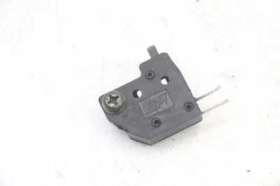 CONTACTEUR FEU STOP DROIT - JM MOTORS VX 125 (2022 - 2025) - Photo 1/4