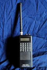 radio shack pro-46 uhf vhf programable scanner radio with power supply