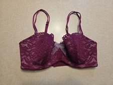 B. Tempt'd Wacoal Ciao Bella Bra 32DD Purple Lined Underwire 953144