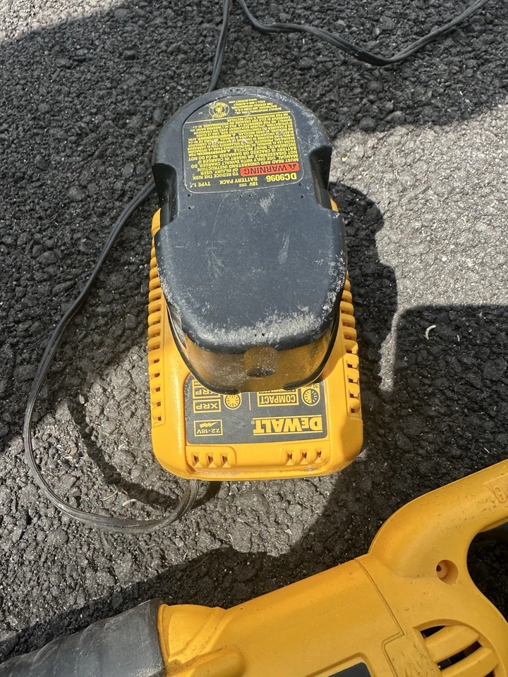 dewalt 18 volt reciprocating saw dc385 - Image 3 of 4