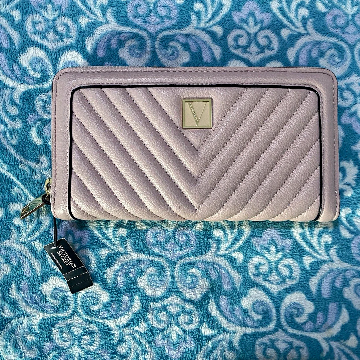 25+ Victoria's Secret Women's Accessories for sale | Updated Oct 2026