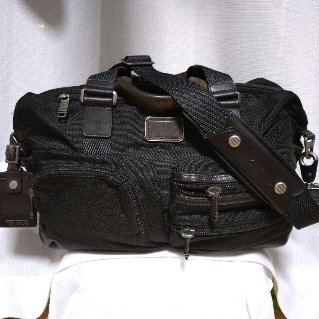 Good Condition TUMI Brief Bag Everett Essential T… - image 1