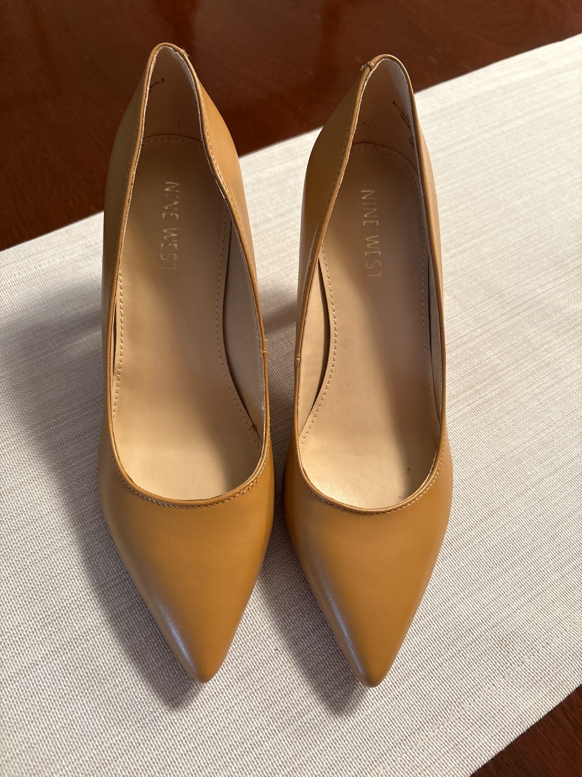NINE WEST Women's Caramel Pumps Heels Size 5.5