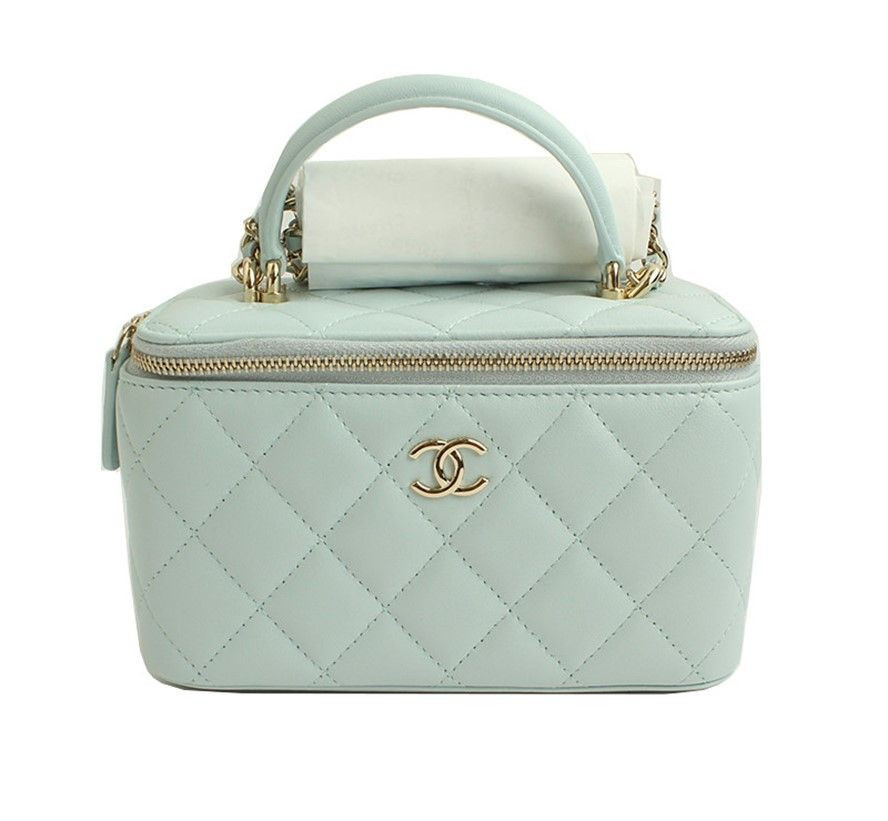 CHANEL Vanity Cosmetic Sky Blue Top Handle Crossbody Bag 31 CHANEL Vanity Cosmetic Sky Blue Top Handle Crossbody Bag 31