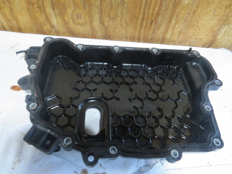 GMC 2011 carrocería de válvula de transmisión terreno cubierta OEM Foto 2 de 4