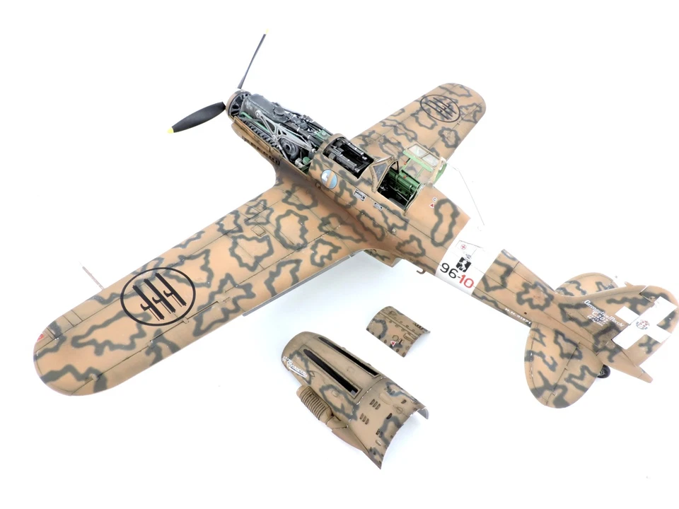 Macchi MC 202 Folgore modellino 1-32 Italeri 2518 caccia guerra mondiale kit - Immagine 2 di 4