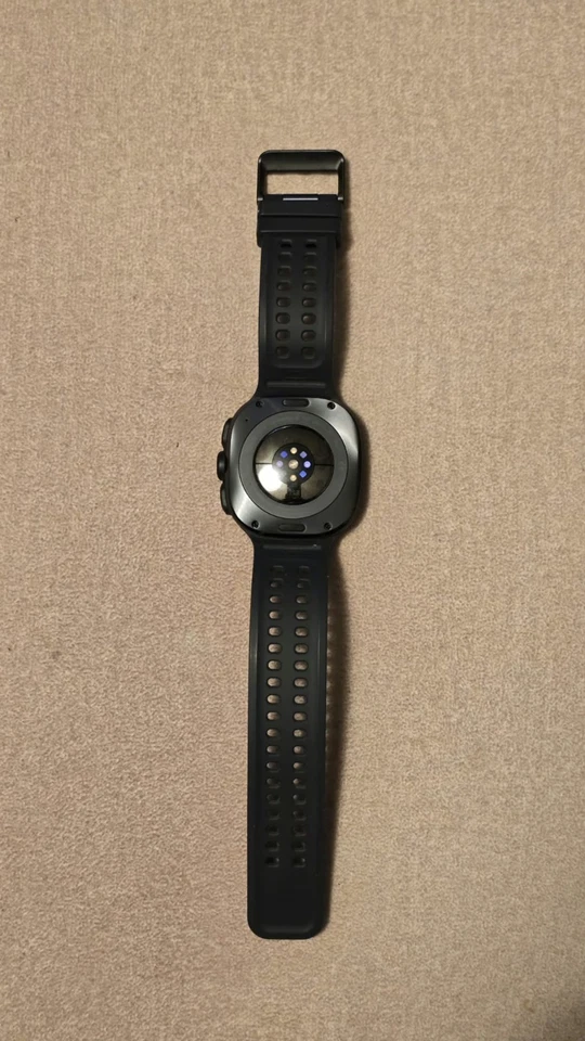 Samsung Galaxy Watch Ultra (2025), photo 2 of 4