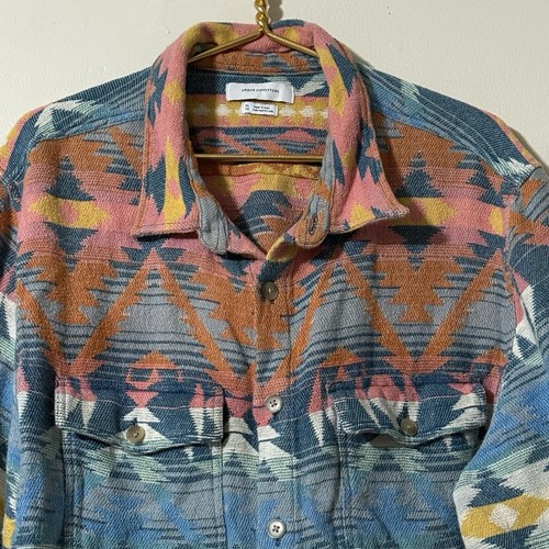 Urban Outfitters Aztec Southwestern Thick Shirt Jacket Pockets Men's Size XL - Picture 3 of 8